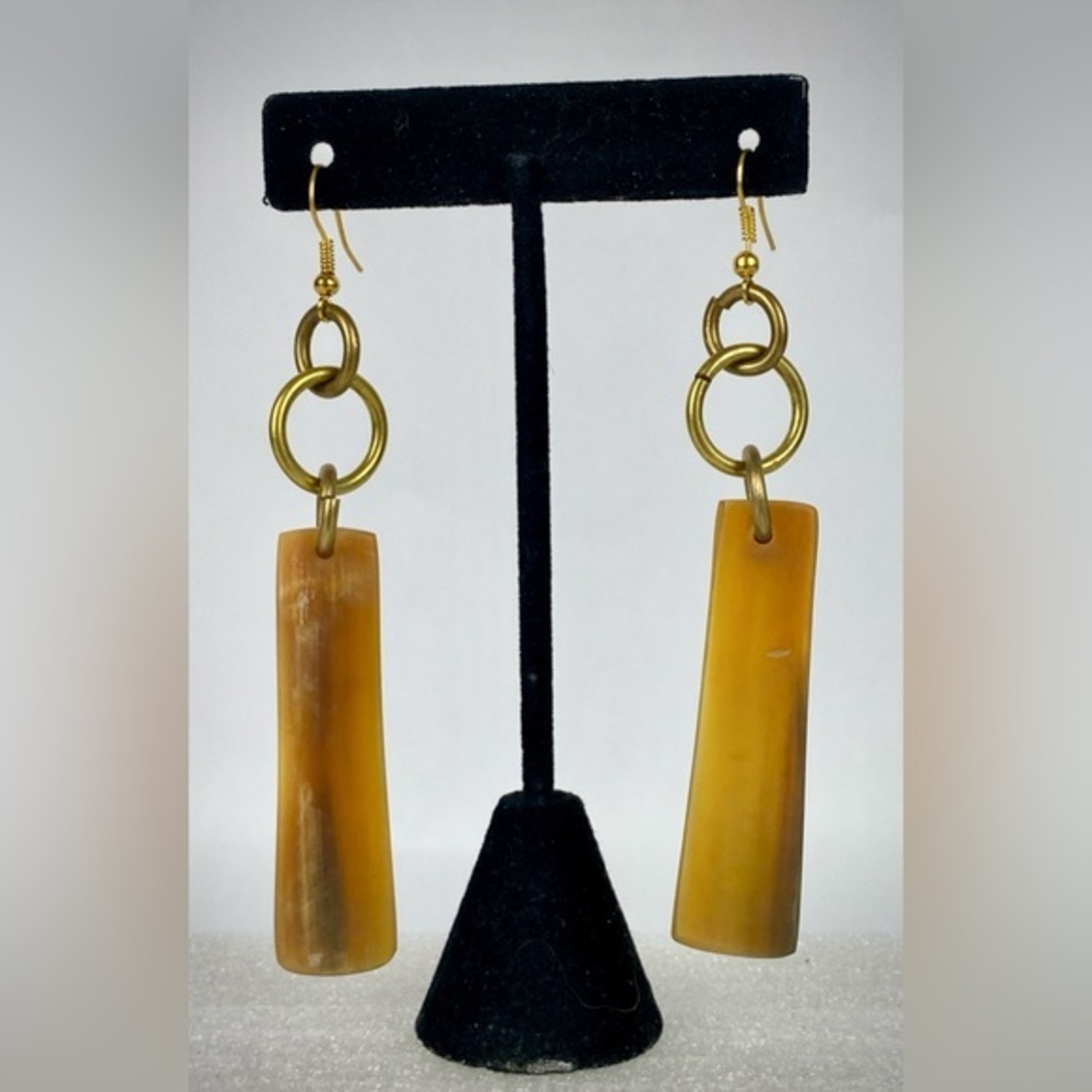NWOT African Carved Brown Toned Bone Earrings